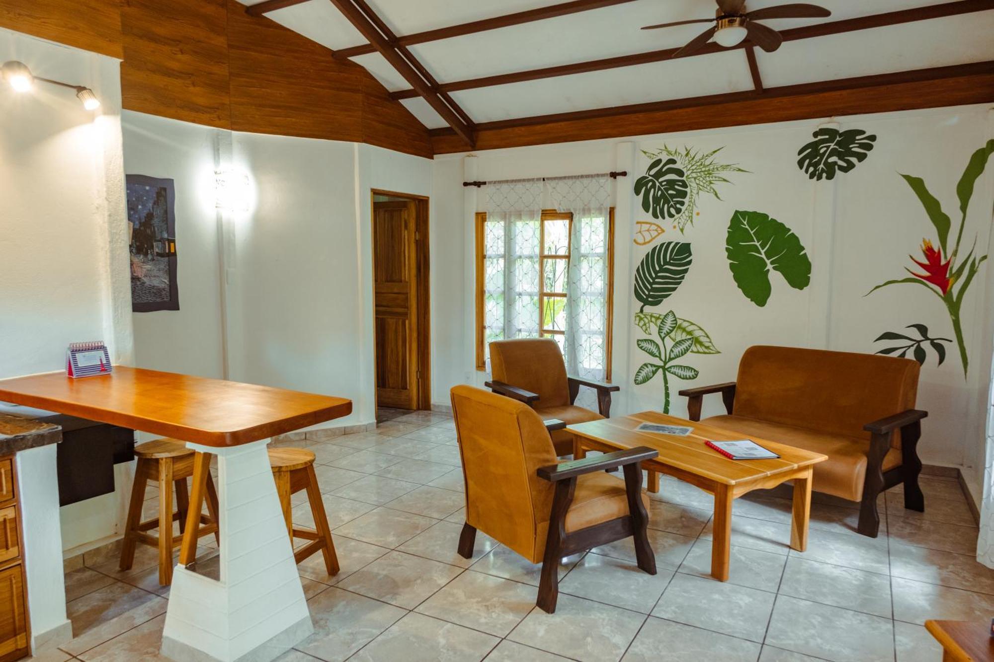 Hotel Pura Vida Vegana à Cahuita Extérieur photo